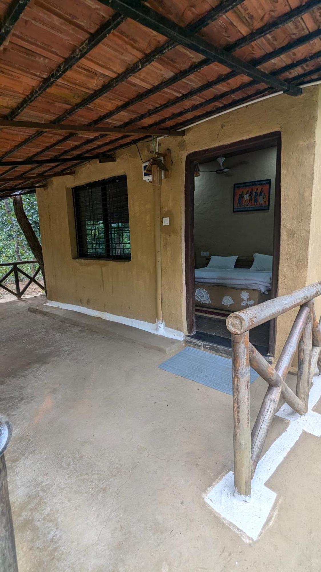 Athulyam Kanha, Kanha National Park, Mukki Gate Khapa  Bagian luar foto